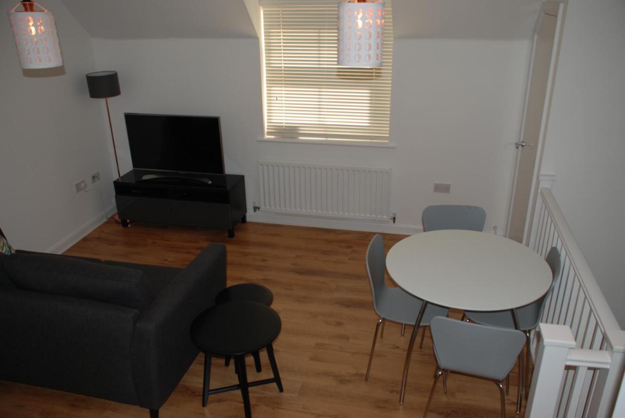 Coach House Apartment Southampton Exterior photo